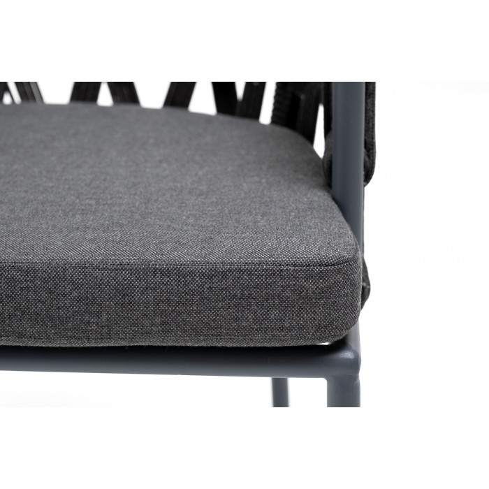 "Диего" стул плетеный из роупа, каркас из стали серый (RAL7022), роуп темно-серый круглый, ткань серая