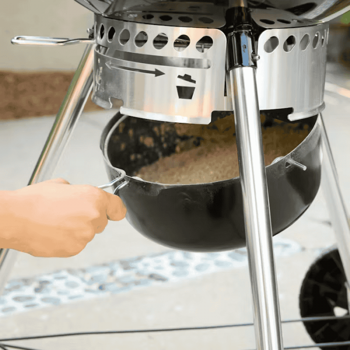 Угольный гриль Weber Master-Touch GBS E-5750 57 cm 14701004