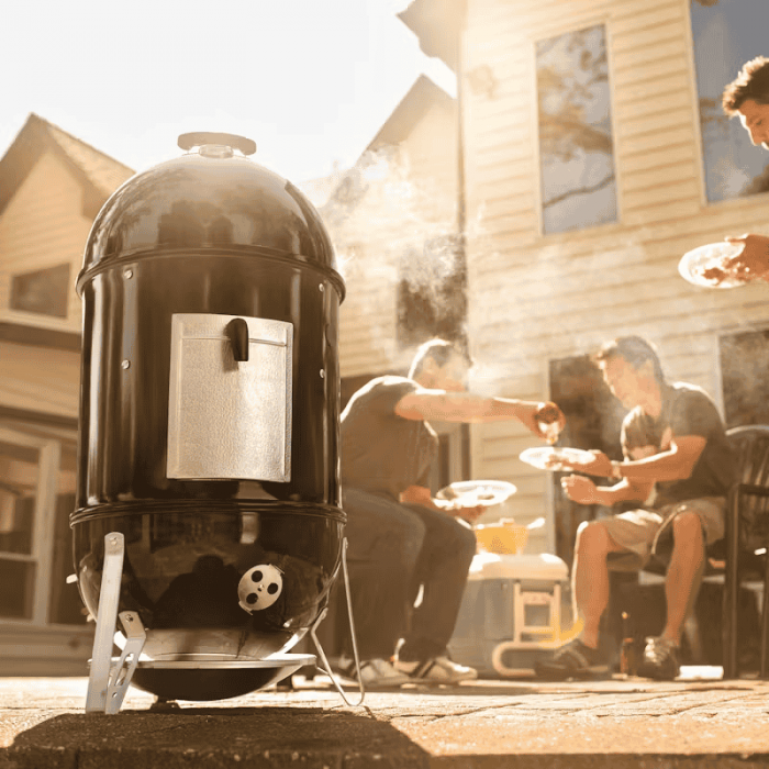 Коптильня Weber Smokey Mountain Cooker 47 cm Black 721004