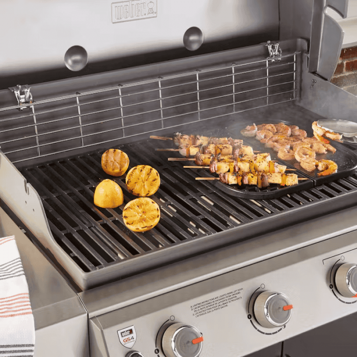 Складная чугунная сковорода с решёткой Weber для грилей GBS 8858