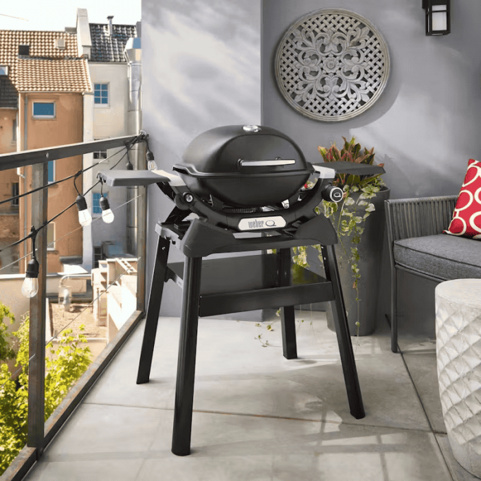 Газовый гриль Weber Q 1200 с подставкой 1501085
